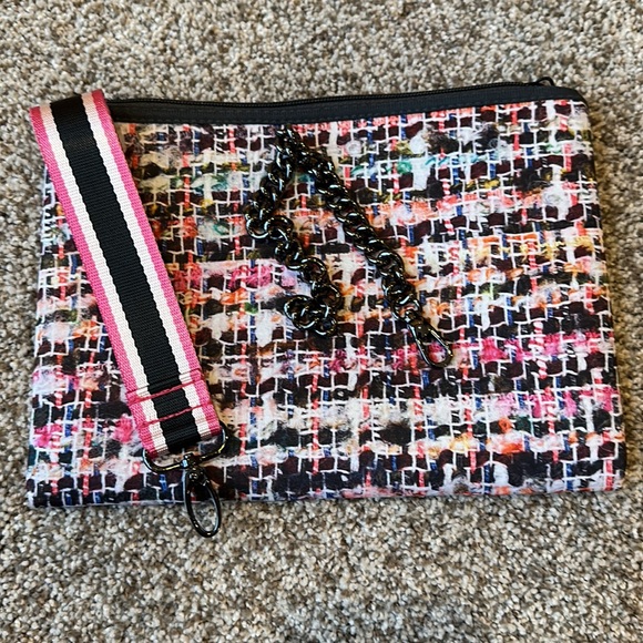 HAUTE SHORE Handbags - HAUTE SHORE Beth Coco Clutch